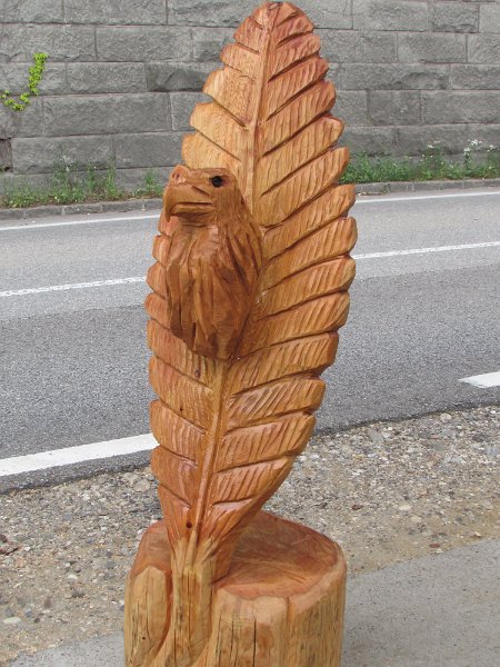 Adlerskulptur